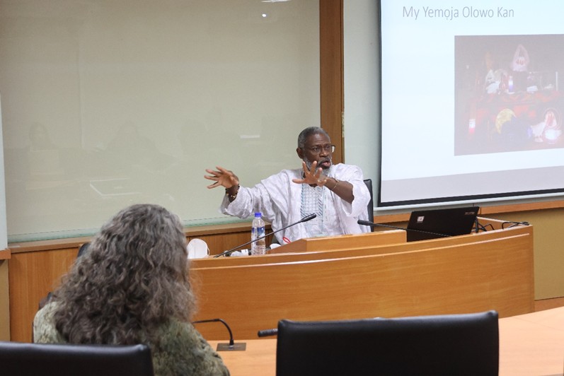 Duke University Prof. J. L. Matory compared imperialism, divinity, and the vessel self between China and Africa’s Diaspora